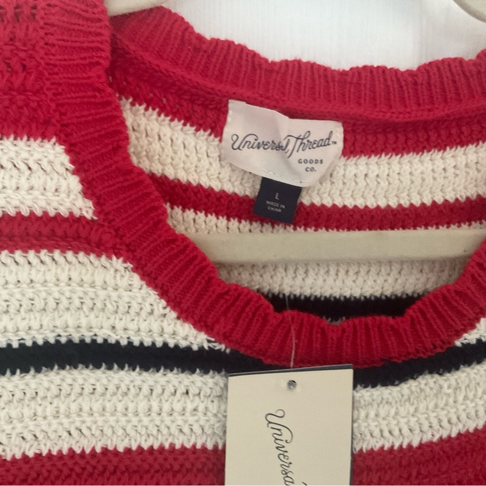 NWT Universal Thread Red/Navy Striped Crewneck Knit Pullover Sweater Size Large - Picture 4 of 7